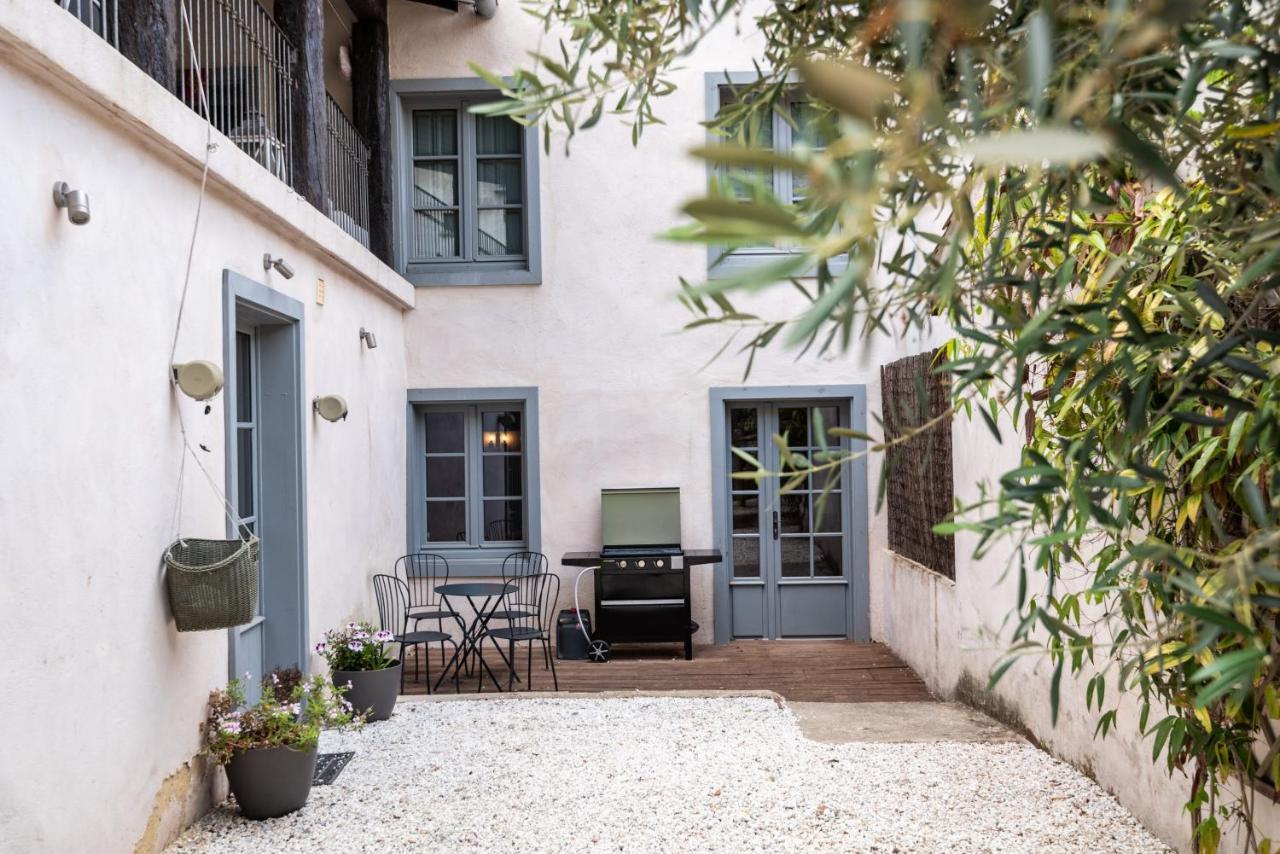 La Maison De La Tour Pinte การ์กาซอน ภายนอก รูปภาพ
