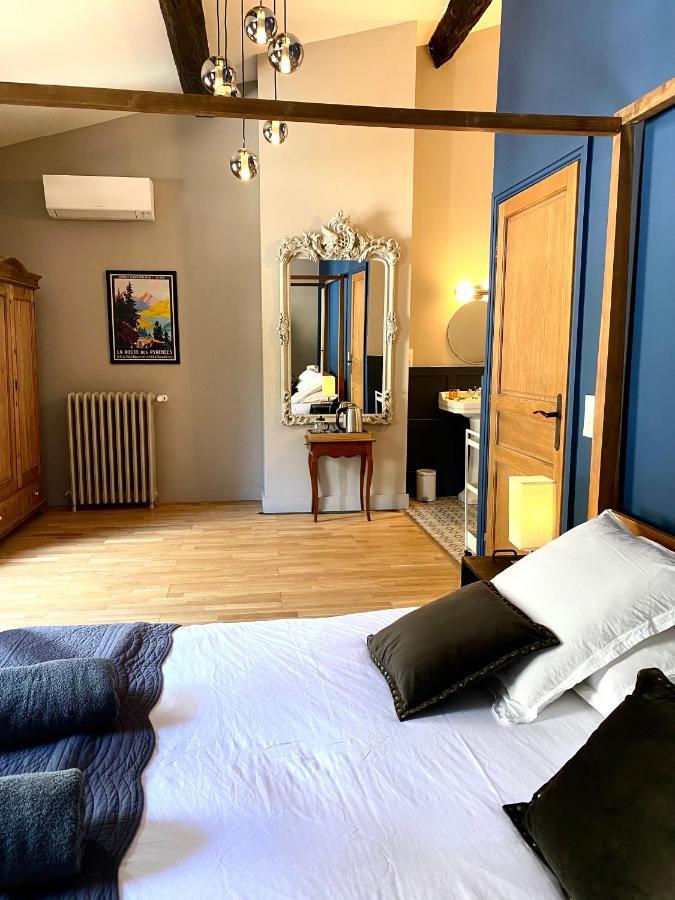 La Maison De La Tour Pinte การ์กาซอน ภายนอก รูปภาพ