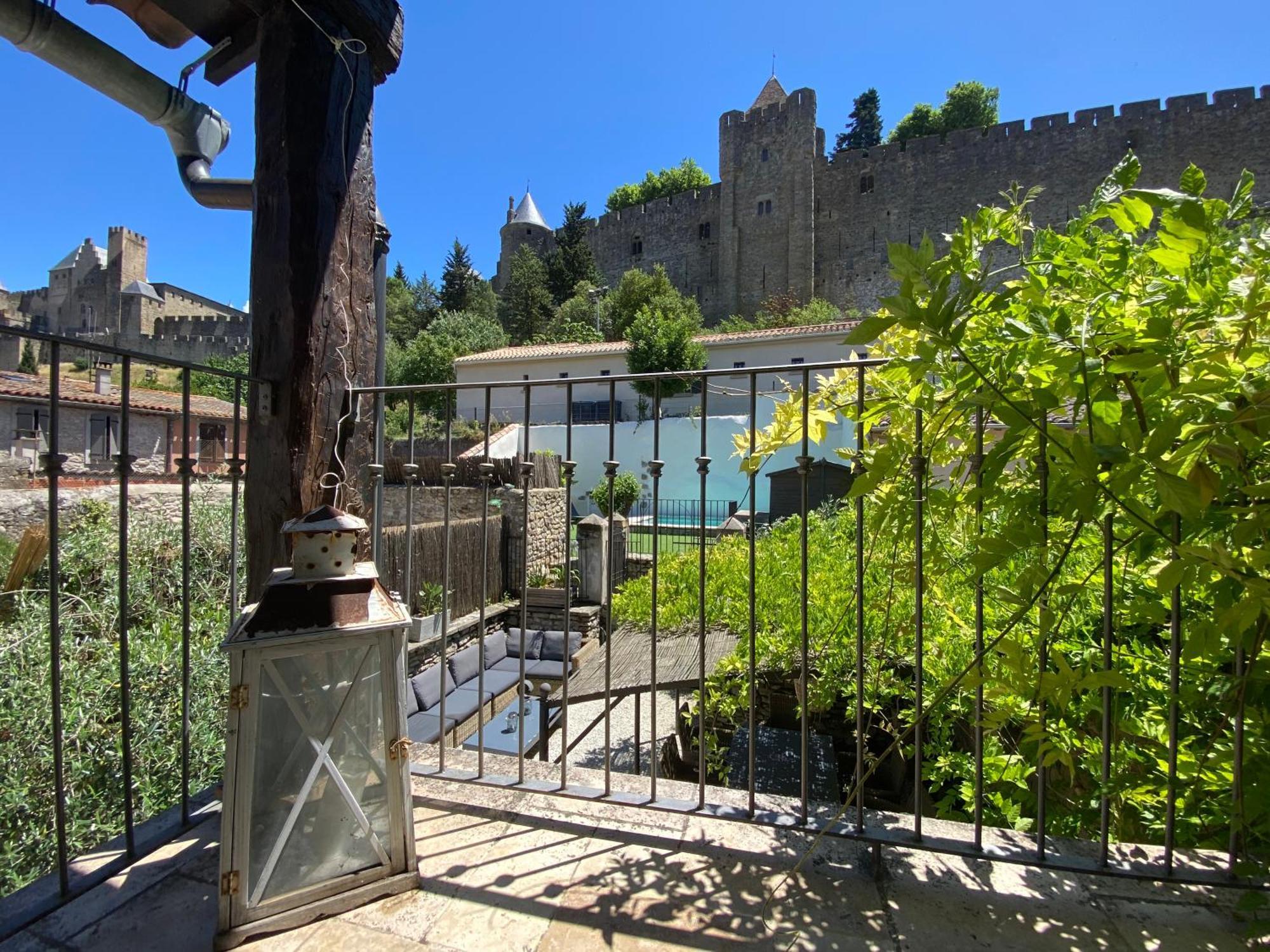 La Maison De La Tour Pinte การ์กาซอน ภายนอก รูปภาพ